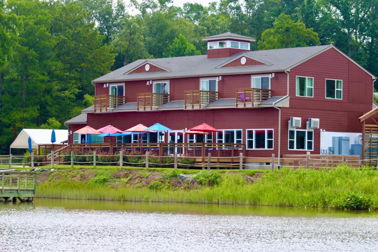 Hotel Surry Seafood Company Esterno foto