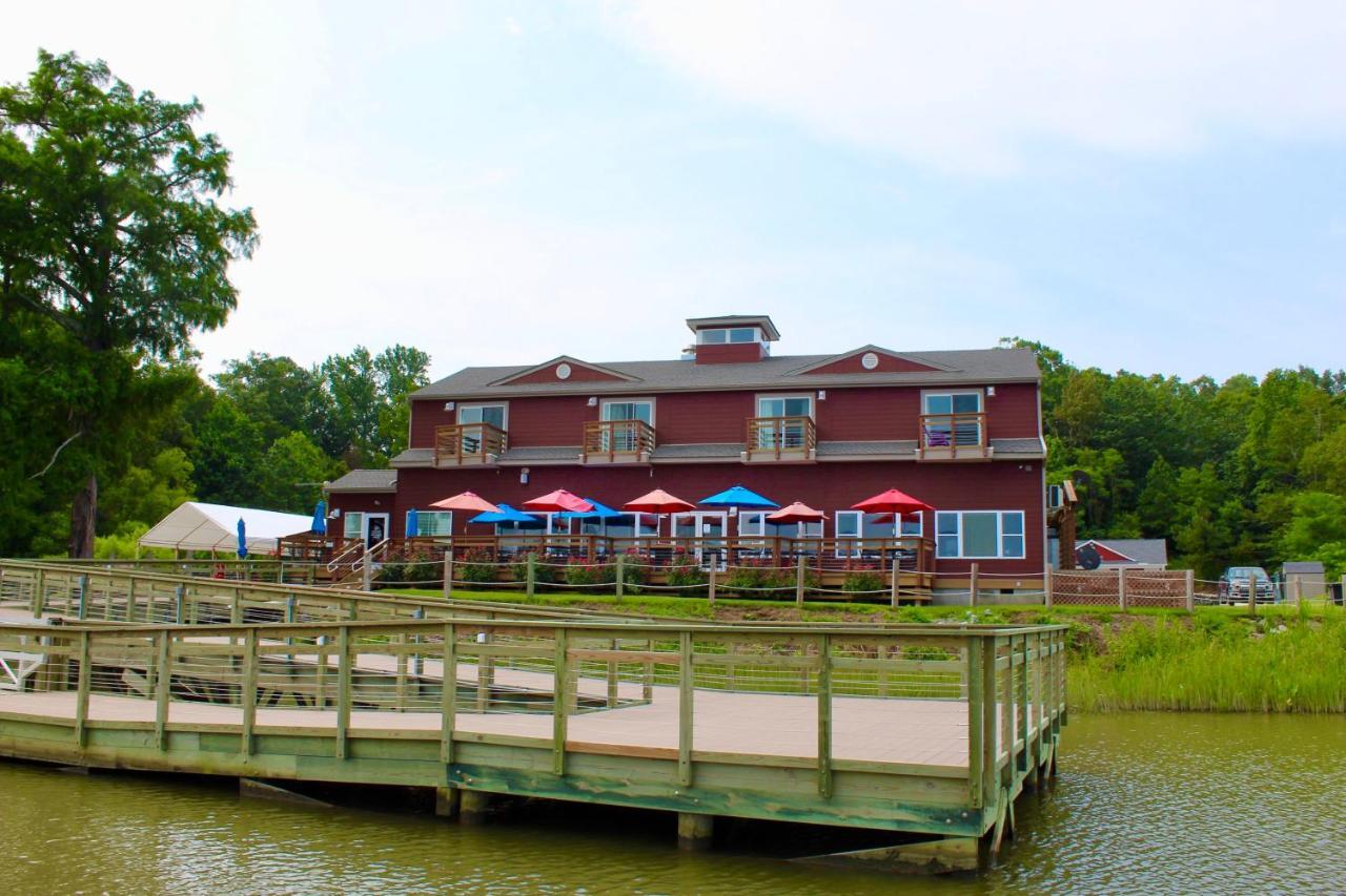 Hotel Surry Seafood Company Esterno foto